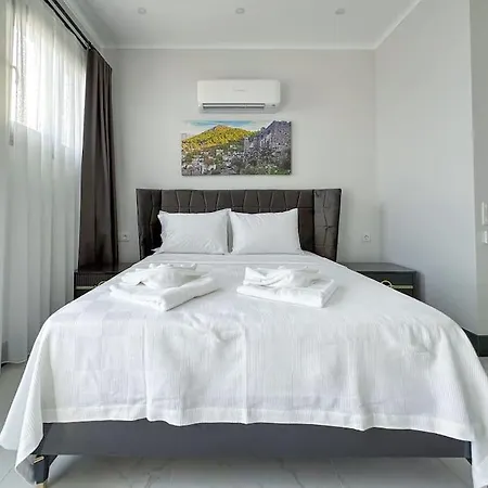 Villa 8 Sleeps Modern Designed Private Pool Luxury - Awz 315
