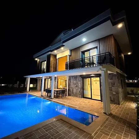 Villa 8 Sleeps Modern Designed Private Pool Luxury - Awz 315